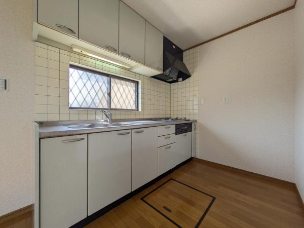 千葉市中央区生実町　中古戸建