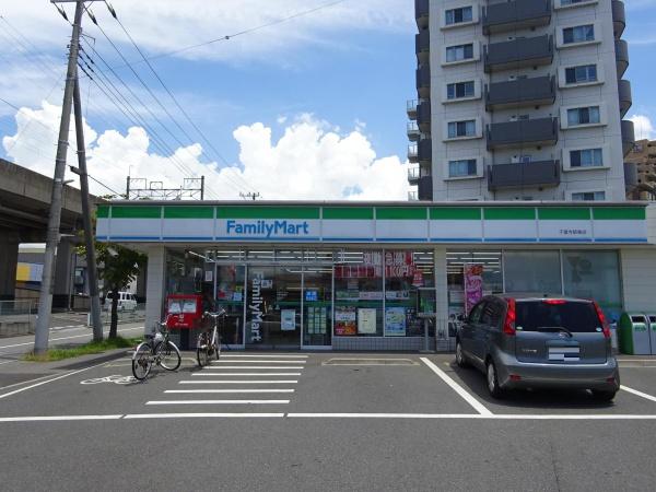 ダイアパレスヒルトップエフ千葉寺駅前(ファミリーマート千葉寺駅東店)