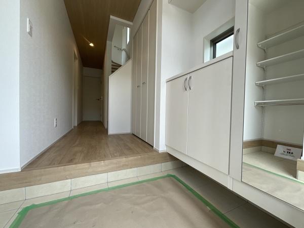 四街道市つくし座2丁目　新築戸建て