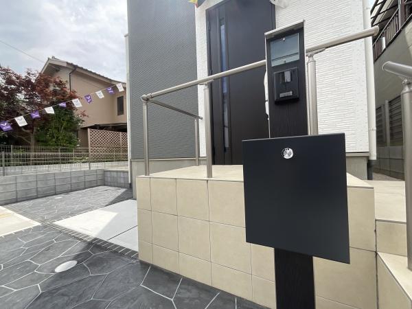 四街道市つくし座2丁目　新築戸建て