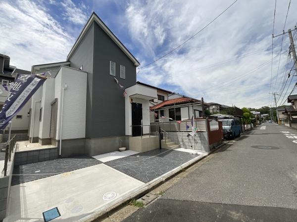 四街道市つくし座2丁目　新築戸建て