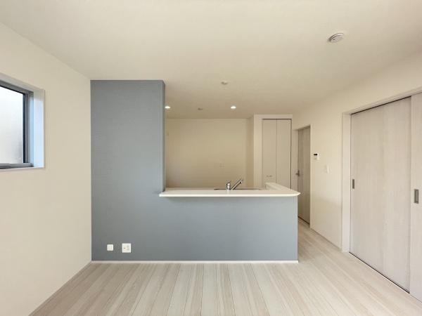 千葉市中央区寒川町2丁目　新築戸建