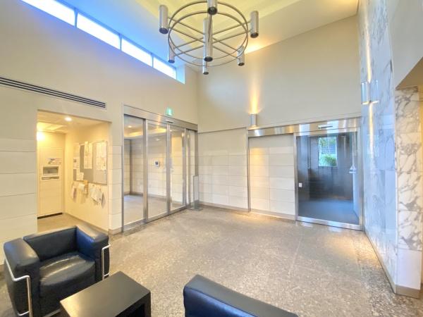 TheNOBUTOHILLSFORESTCOURT