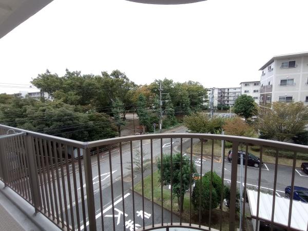 稲毛ファミールハイツ19号棟