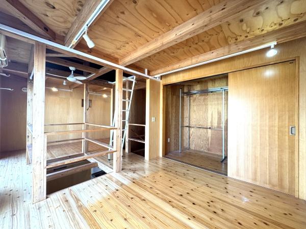 千葉市中央区末広３丁目の中古一戸建て