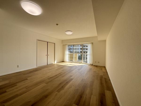 プラザ学園前10号棟