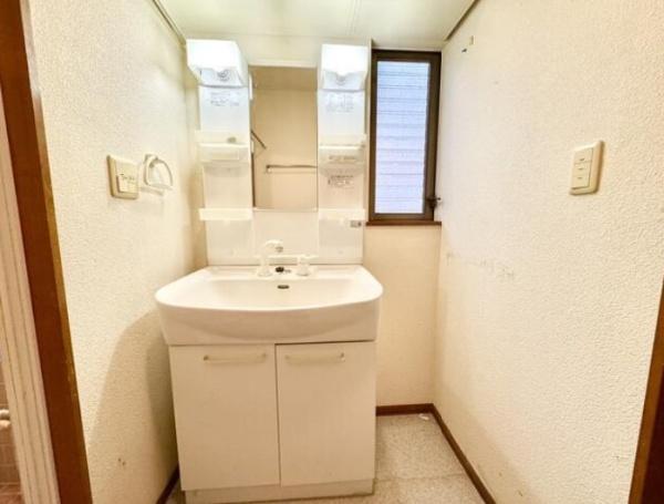 市原市泉台4丁目の中古一戸建て(洗面台・洗面所)