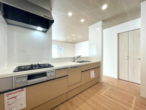 千葉市美浜区磯辺4丁目　新築戸建