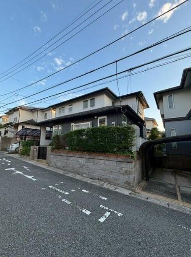 市原市泉台4丁目の中古一戸建て(前面道路含む現地写真)