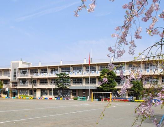 ダイアパレス千葉美術館(千葉市立本町小学校)