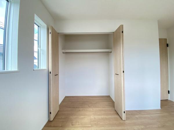 市原市諏訪2丁目　新築戸建