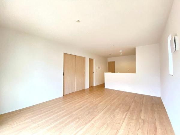 市原市諏訪2丁目　新築戸建