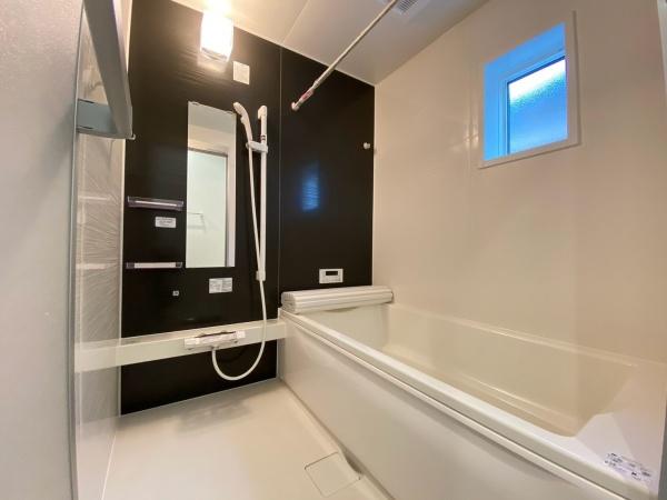 市原市諏訪2丁目　新築戸建