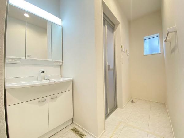 市原市諏訪2丁目　新築戸建