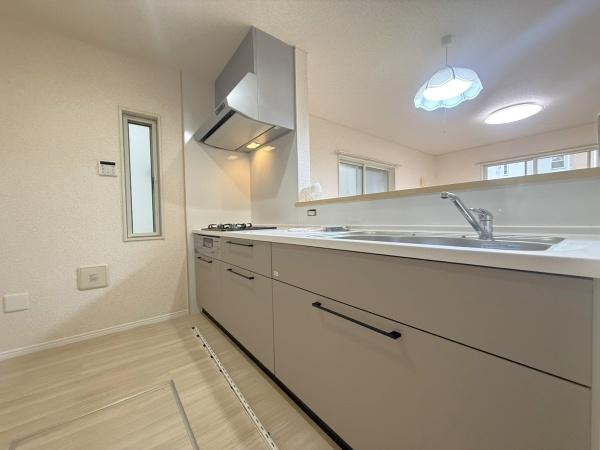 千葉市緑区高田町　中古戸建