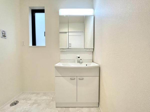 千葉市中央区矢作町　新築戸建