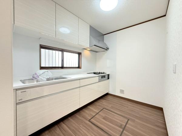 市原市西広6丁目　中古戸建