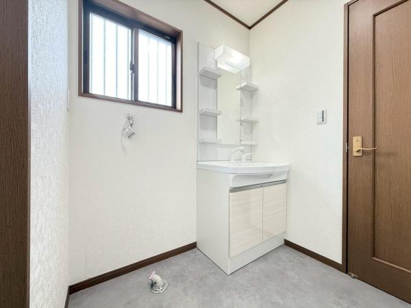 市原市西広６丁目の中古一戸建て