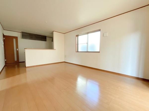 千葉市緑区誉田町1丁目　中古戸建