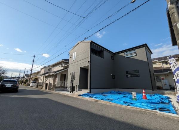 千葉市若葉区御成台3丁目　新築戸建