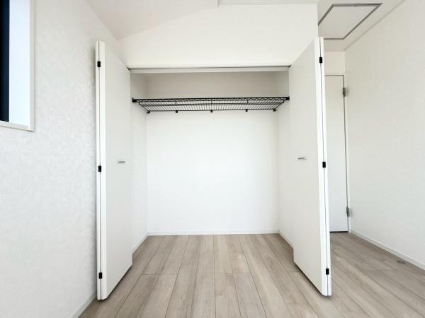 千葉市中央区蘇我3丁目　新築戸建