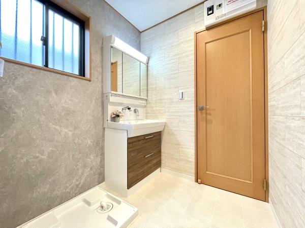 千葉市稲毛区作草部町の中古一戸建て