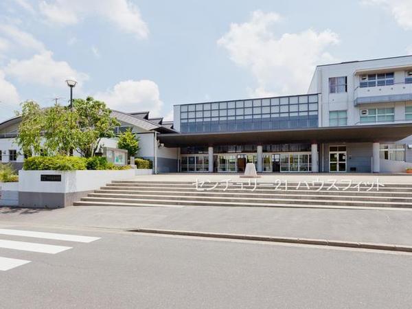 アレックスヒルズ四街道美しが丘公園(四街道市立四街道中学校)
