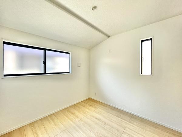 千葉市中央区蘇我5丁目　新築戸建