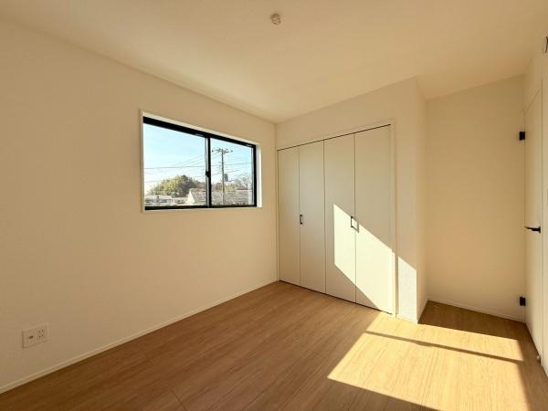 千葉市若葉区加曽利町　新築戸建