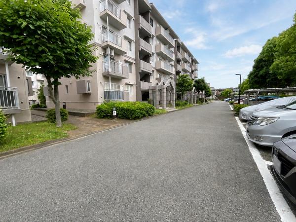 ライブアート春の道弐号棟