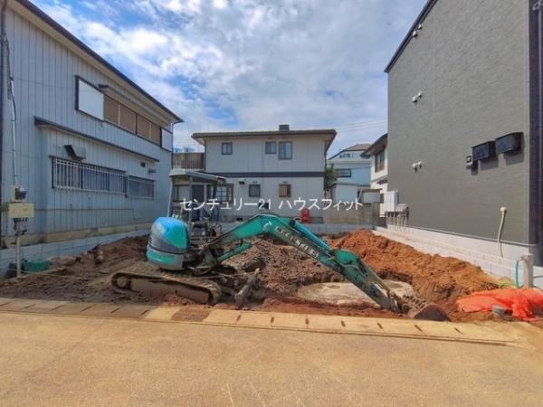 千葉市稲毛区小仲台8丁目　新築戸建