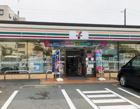 稲毛パークハウスＣ棟(セブンイレブン千葉園生団地前店)
