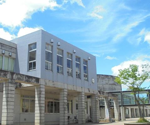 コープシティおゆみ野Ｃ棟(千葉市立有吉中学校)