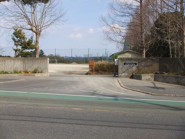 市原市光風台５丁目の中古一戸建て(市原市立双葉中学校)