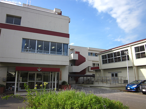 アクアウイング３５３(千葉市立幸町小学校)