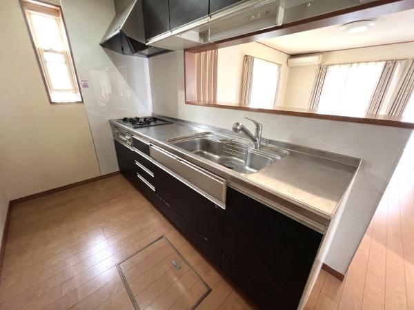 千葉市緑区鎌取町　中古戸建