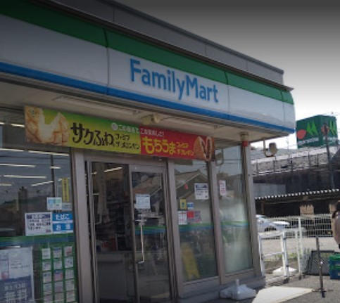 エースハイムちば(ファミリーマート千葉南町三丁目店)