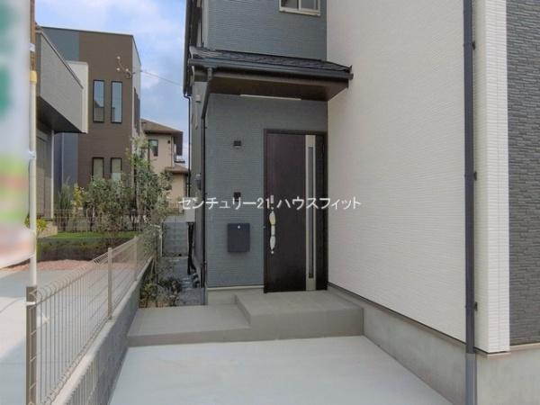 千葉市緑区誉田町1丁目　新築戸建