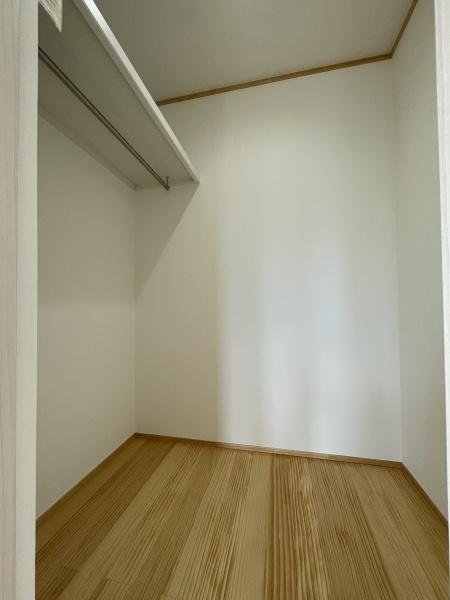 市原市能満の中古一戸建て(収納)