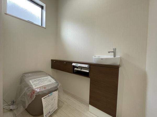 市原市能満の中古一戸建て(トイレ)