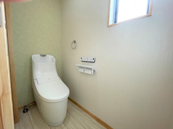 市原市能満の中古一戸建て(トイレ)