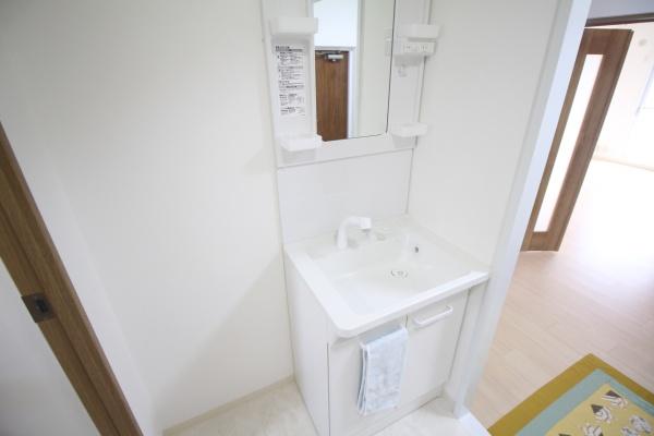 箕面ハイツ3号棟(洗面台・洗面所)