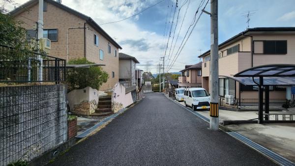 名張市百合が丘東２番町の中古一戸建て