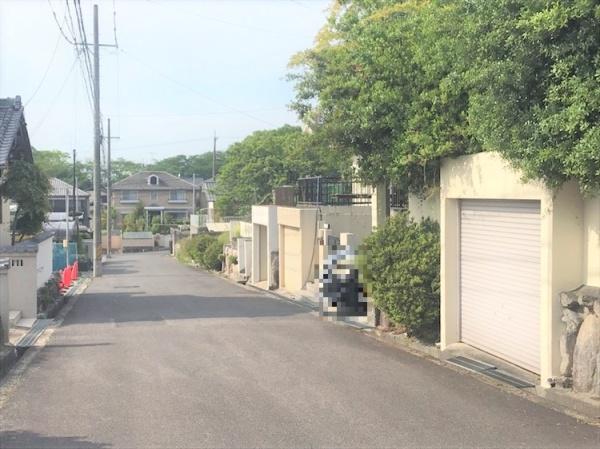 名張市つつじが丘北９番町の土地