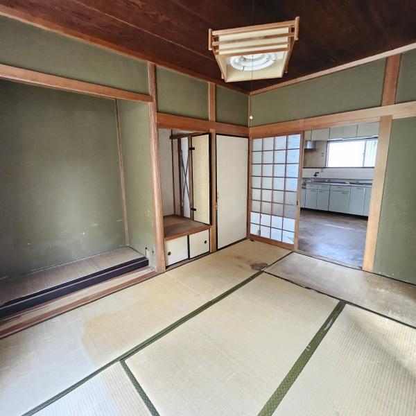 大津市比叡平２丁目の中古一戸建て
