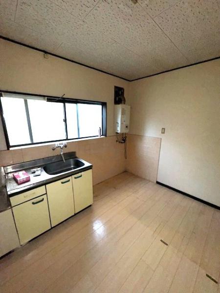 奈良市南紀寺町５丁目の中古テラスハウス