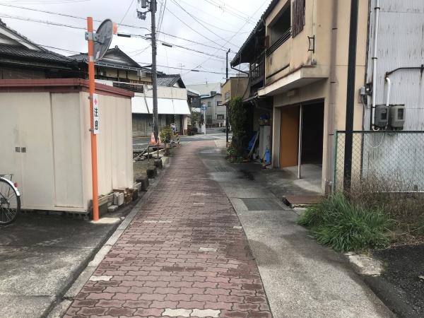 南丹市八木町東久保　JR八木駅前　店舗付き住宅