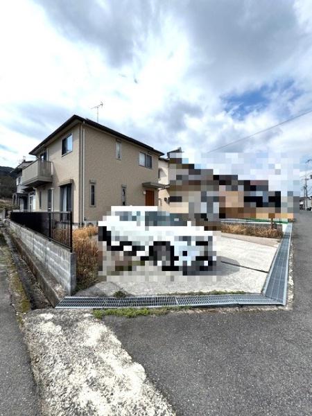 湖南市岩根の中古一戸建て
