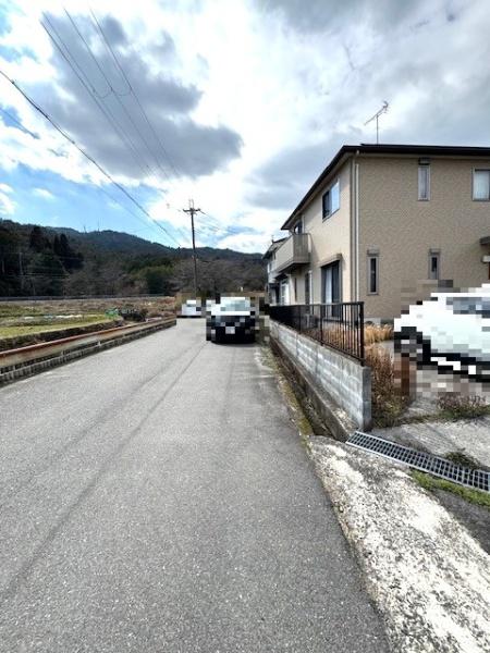 湖南市岩根の中古一戸建て