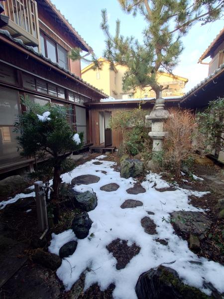 彦根市鳥居本町の中古一戸建て